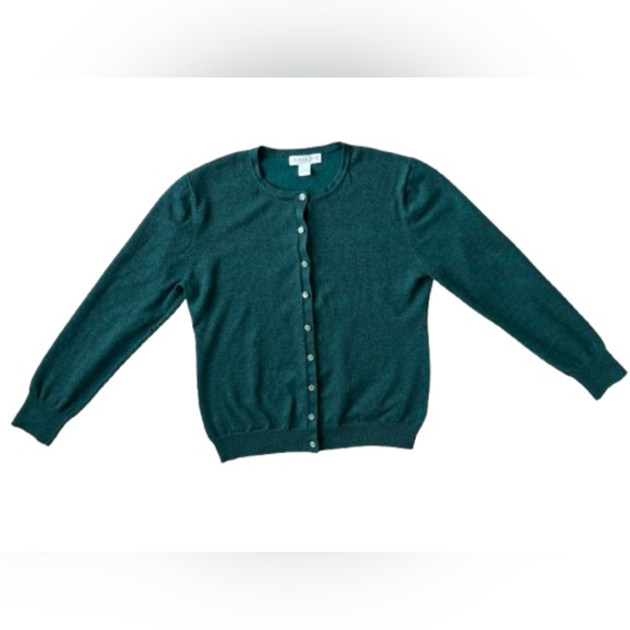 Melrose Chic New York Emerald Green Button Up Cardigan - Picture 1 of 6